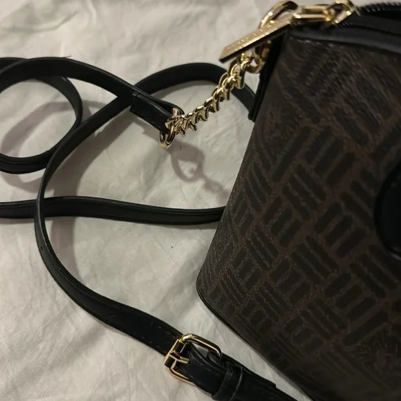 ANNE KLEIN | NWOT Dome Crossbody Satchel | Brown and Black with Lion Print - Picture 6 of 9